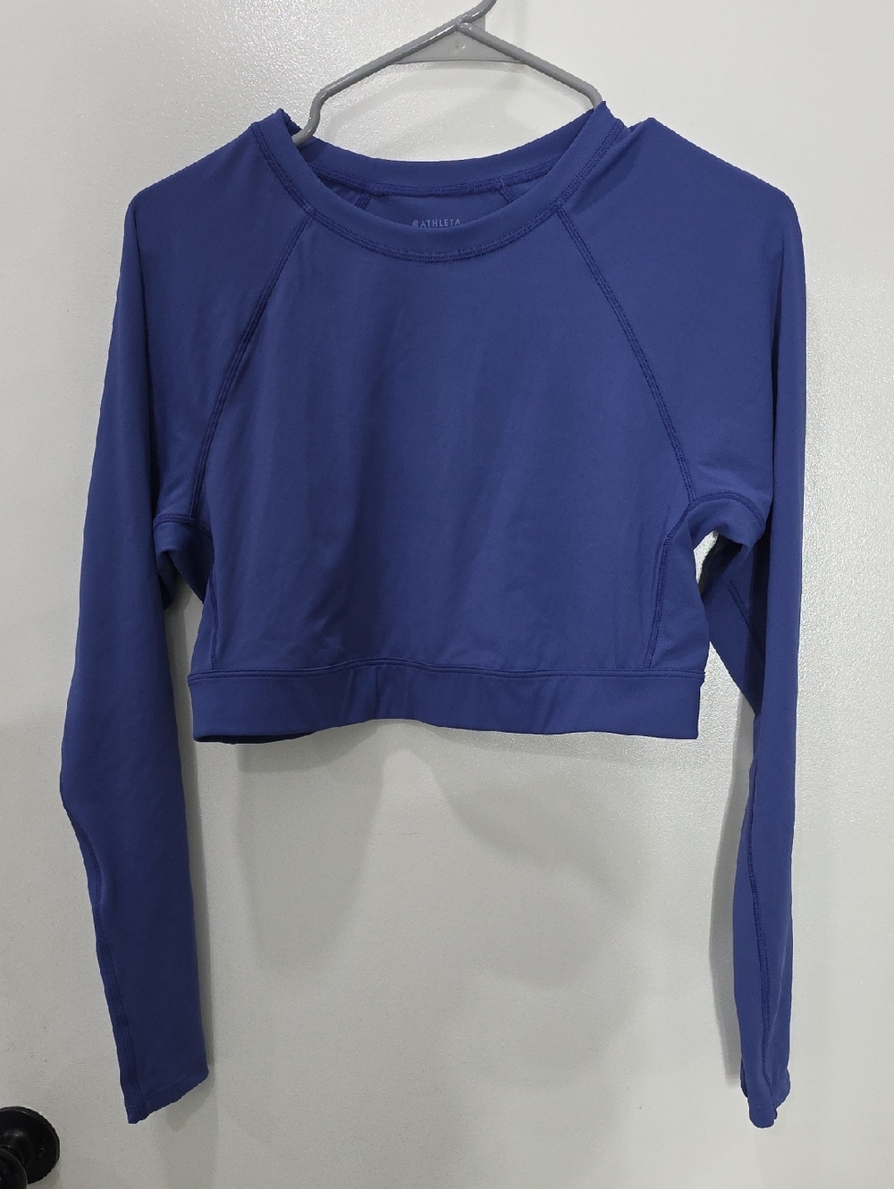 Athleta Long Sleeve Crop Top in Royal Blue